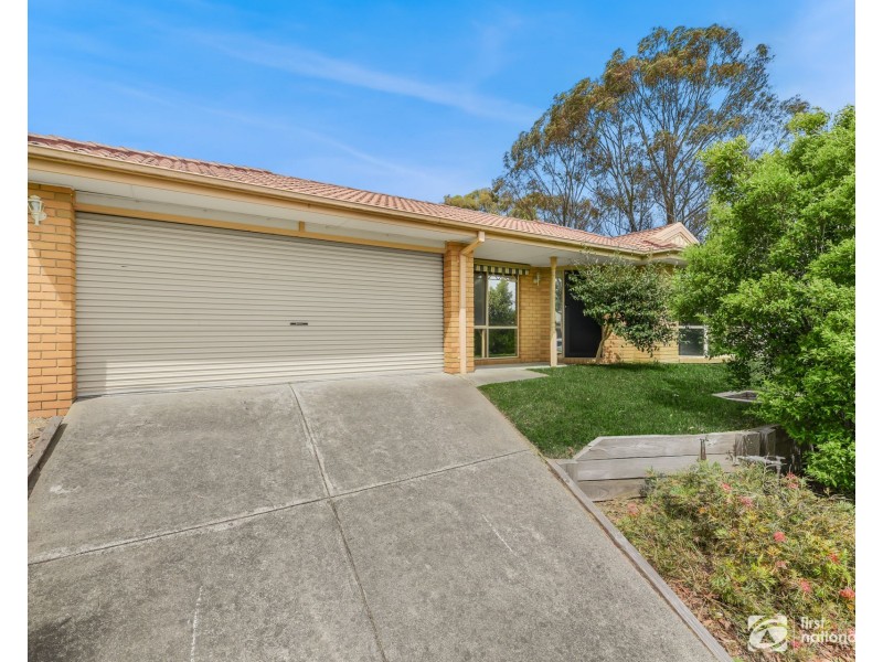 2 Mulga Place, Carrum Downs VIC 3201