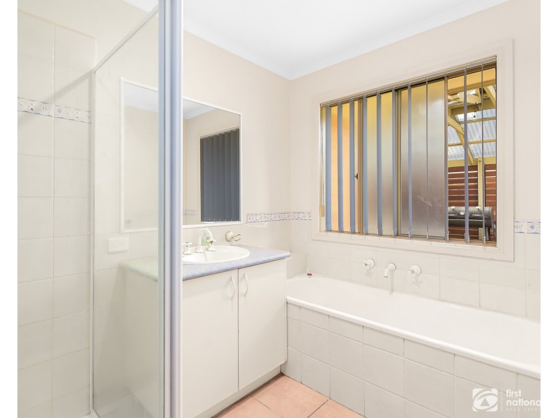 2 Mulga Place, Carrum Downs VIC 3201