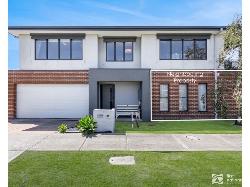 2 Timble Way, Clyde North VIC 3978