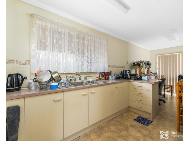 28 Mundaring Drive, Cranbourne VIC 3977
