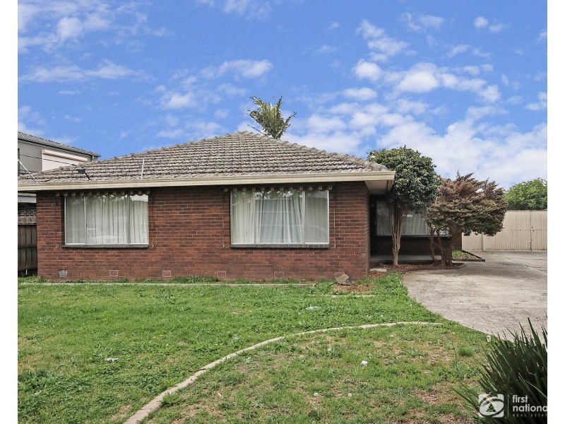 34 Codrington Street, Cranbourne VIC 3977