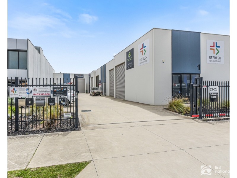 2/21-23 Futures Road, Cranbourne West VIC 3977