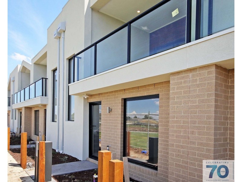 11 Poplar Lane, Clyde VIC 3978