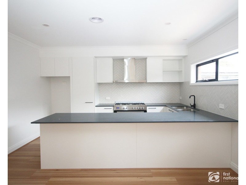 1/13 Lurline Street, Cranbourne VIC 3977