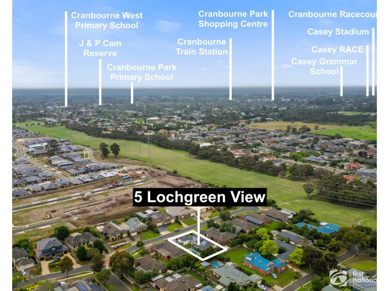 5 Lochgreen View, Cranbourne VIC 3977