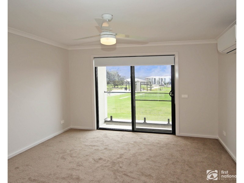3 Opera Walk, Junction Village VIC 3977