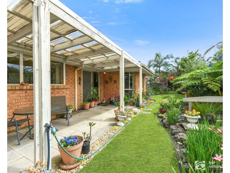 11 Gracehill Mews, Cranbourne VIC 3977