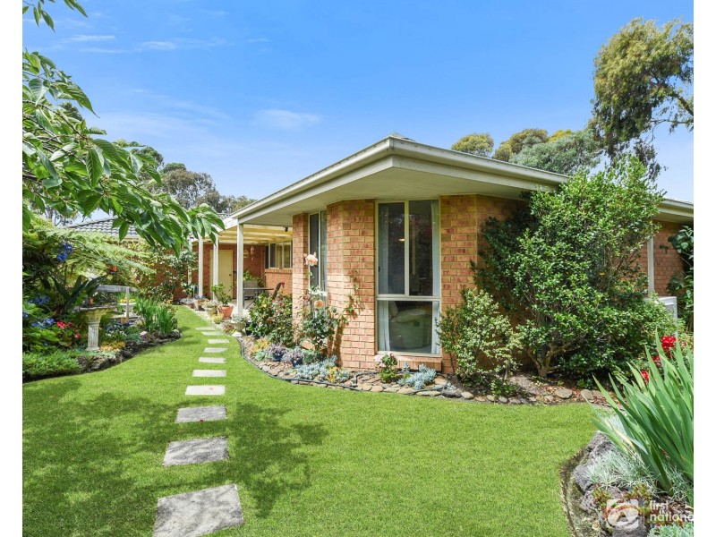 11 Gracehill Mews, Cranbourne VIC 3977