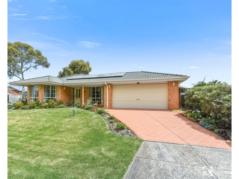 11 Gracehill Mews, Cranbourne VIC 3977