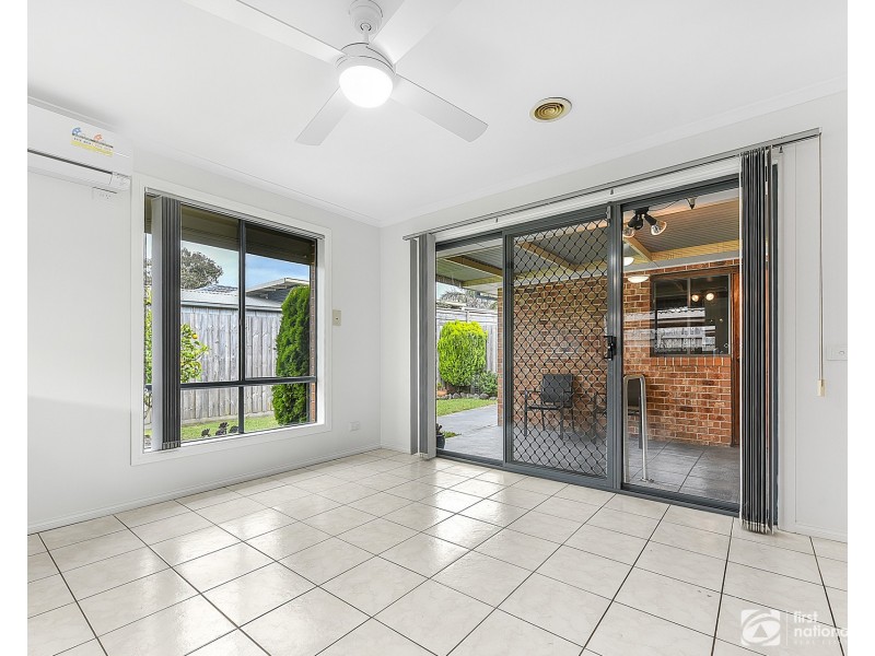 8 Stone Court, Cranbourne North VIC 3977