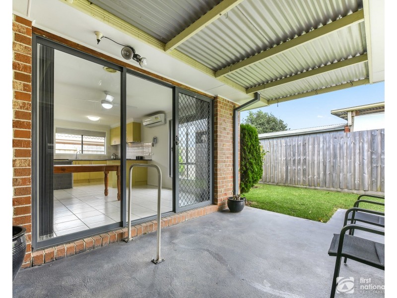 8 Stone Court, Cranbourne North VIC 3977