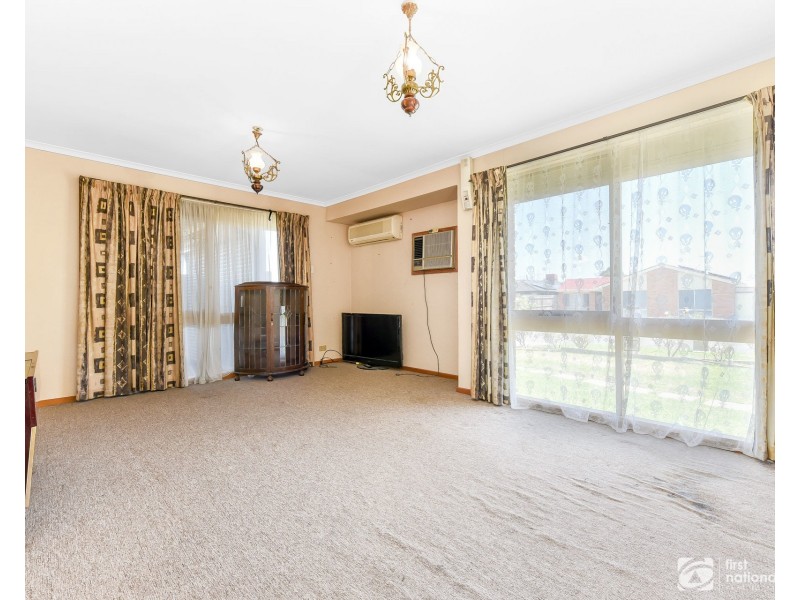 21 Terrance Drive, Cranbourne North VIC 3977