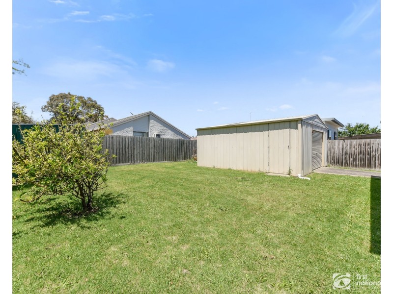 21 Terrance Drive, Cranbourne North VIC 3977