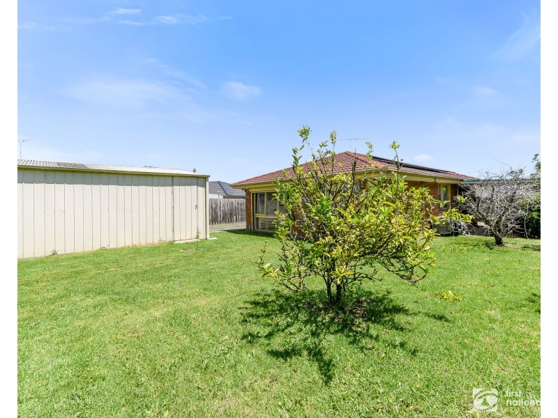 21 Terrance Drive, Cranbourne North VIC 3977