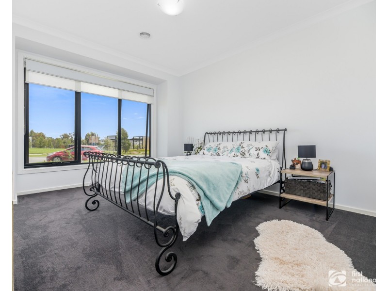 25 Contata Grove, Junction Village VIC 3977