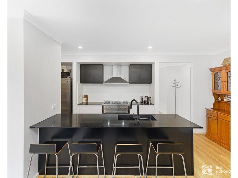 25 Contata Grove, Junction Village VIC 3977