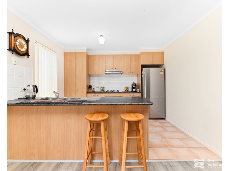 22 Bellbrae Crescent, Cranbourne West VIC 3977