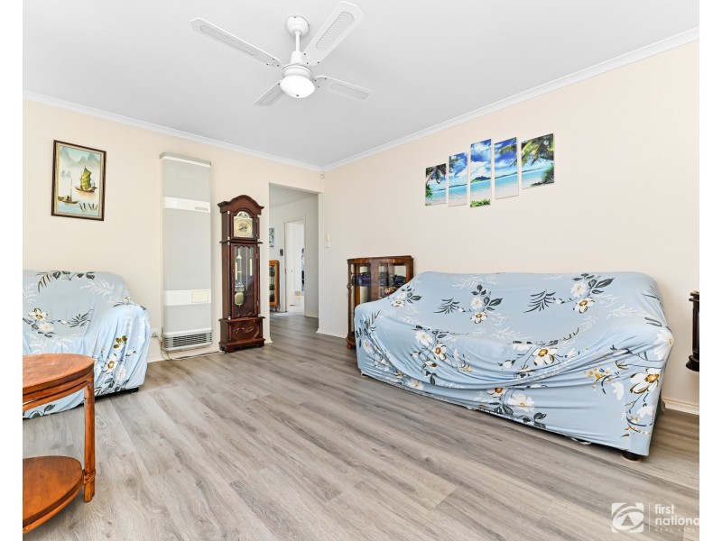 22 Bellbrae Crescent, Cranbourne West VIC 3977