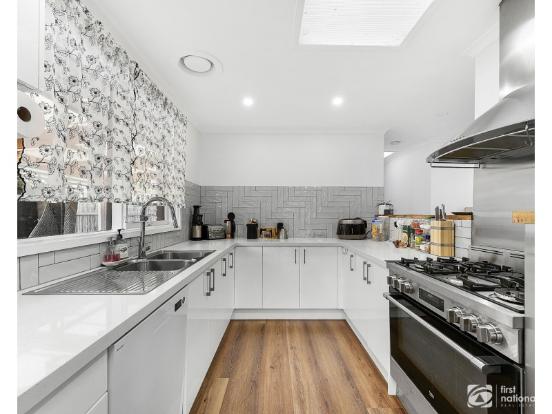 19 Delmont Court, Cranbourne VIC 3977