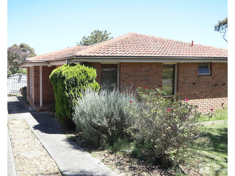 7 Marsden Court, Cranbourne North VIC 3977