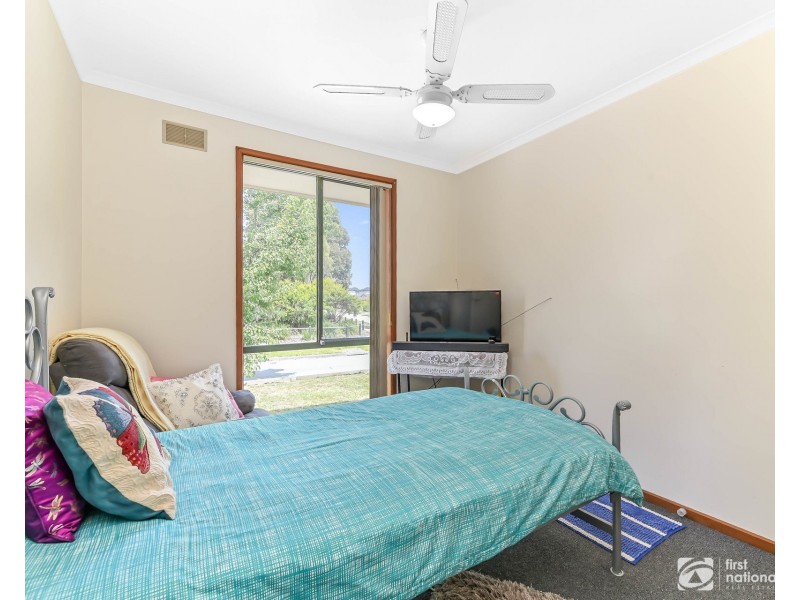 1 Don Drive, Cranbourne West VIC 3977