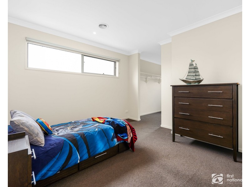 .2 Union Street, Clyde North VIC 3978