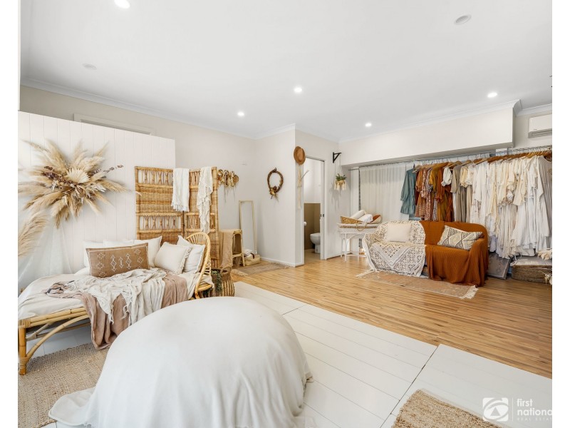 29 Dearing Avenue, Cranbourne VIC 3977