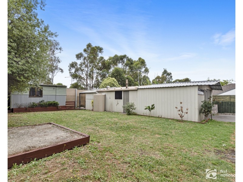 80 Earlsfield Drive, Berwick VIC 3806