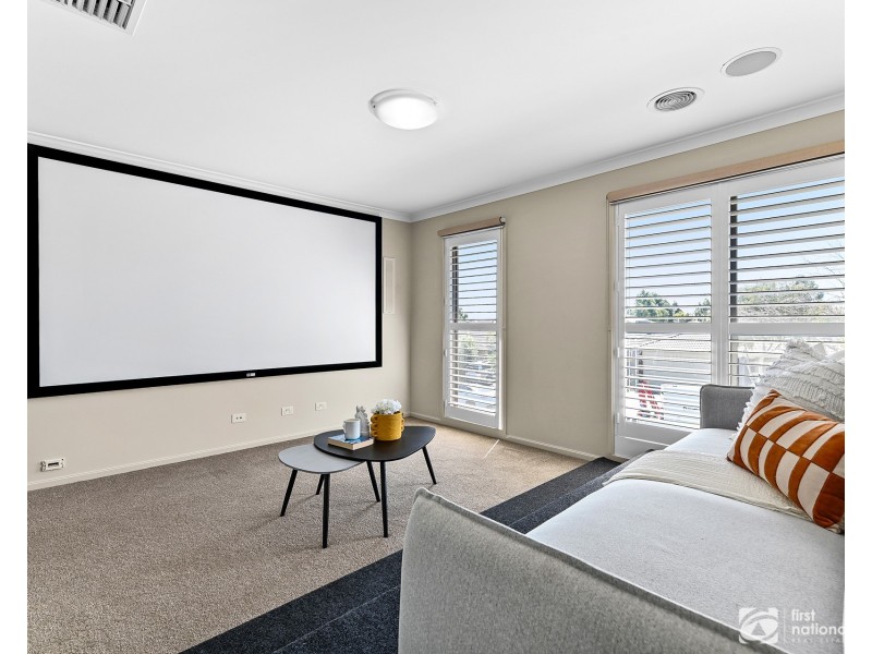 44 Karabair Street, Cranbourne East VIC 3977
