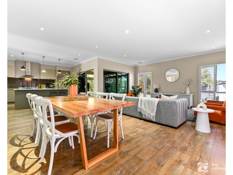 44 Karabair Street, Cranbourne East VIC 3977