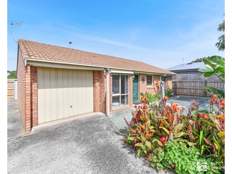 2/48 Marklin Street, Cranbourne VIC 3977