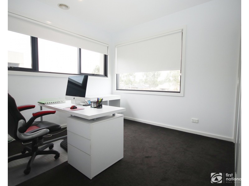 2 Push Pea Way, Cranbourne West VIC 3977