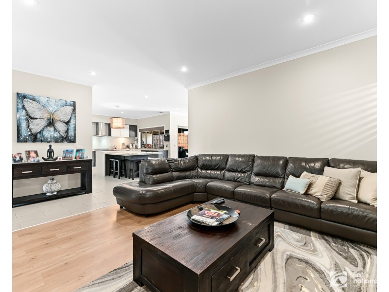 23 Buckskin Drive, Clyde North VIC 3978