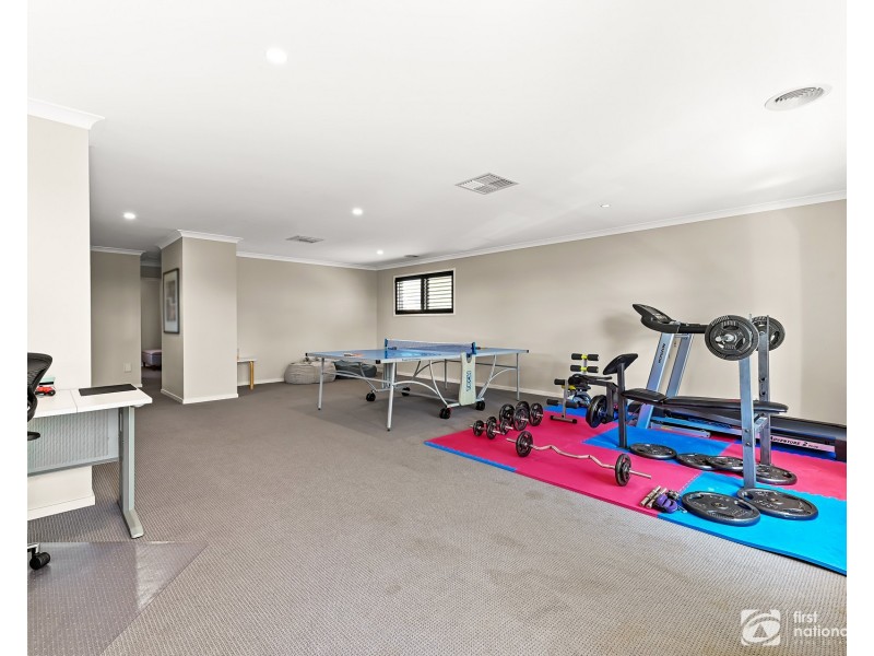 23 Buckskin Drive, Clyde North VIC 3978