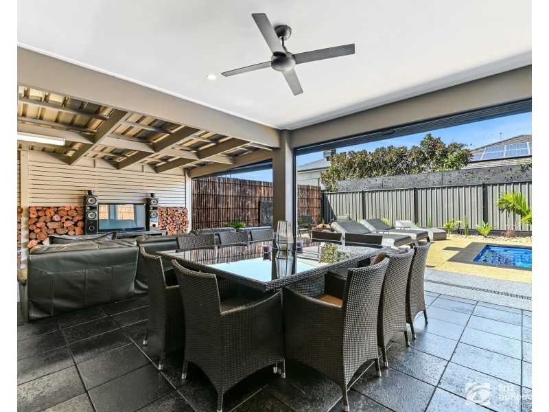 23 Buckskin Drive, Clyde North VIC 3978