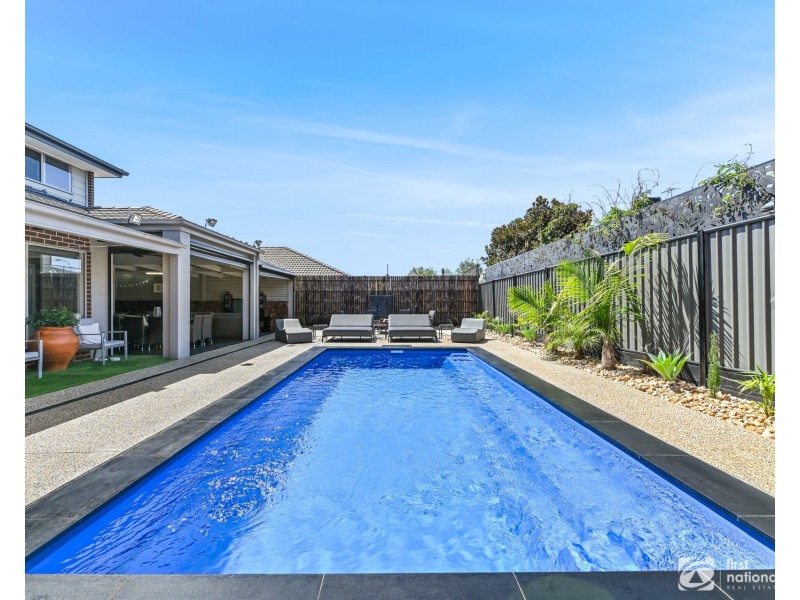 23 Buckskin Drive, Clyde North VIC 3978