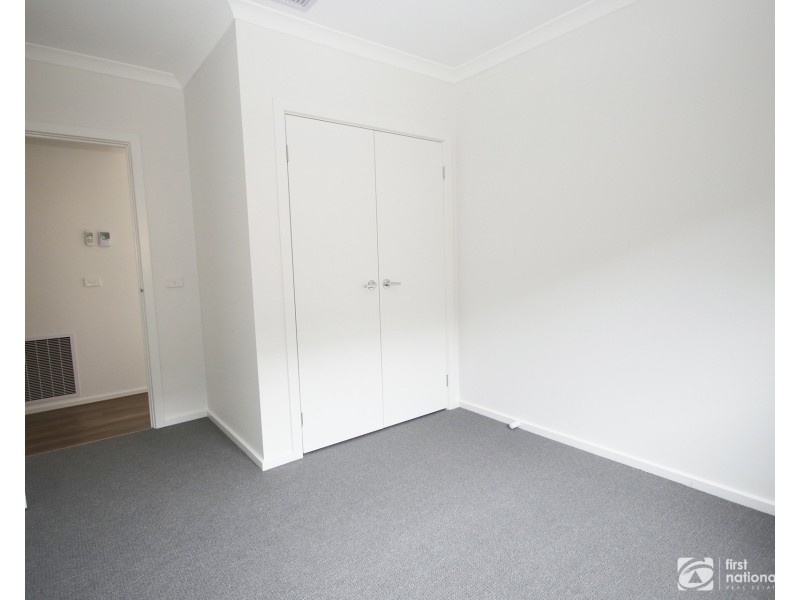 17 Blainey Way, Officer VIC 3809