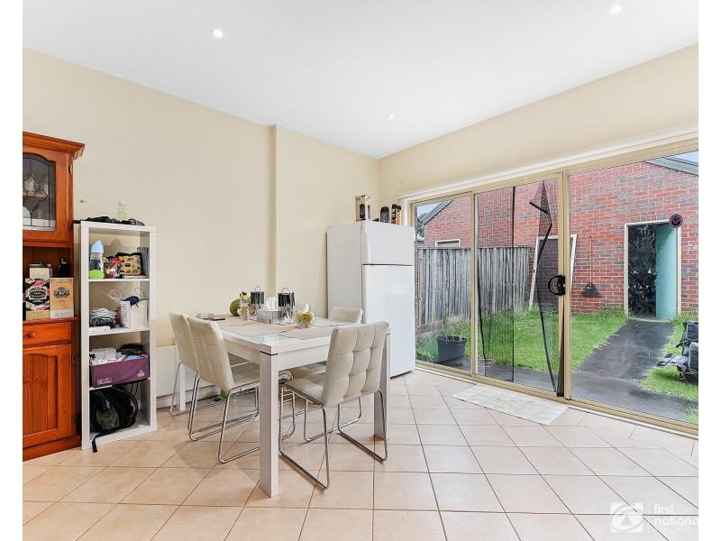 4/10 Parkhill Drive, Berwick VIC 3806