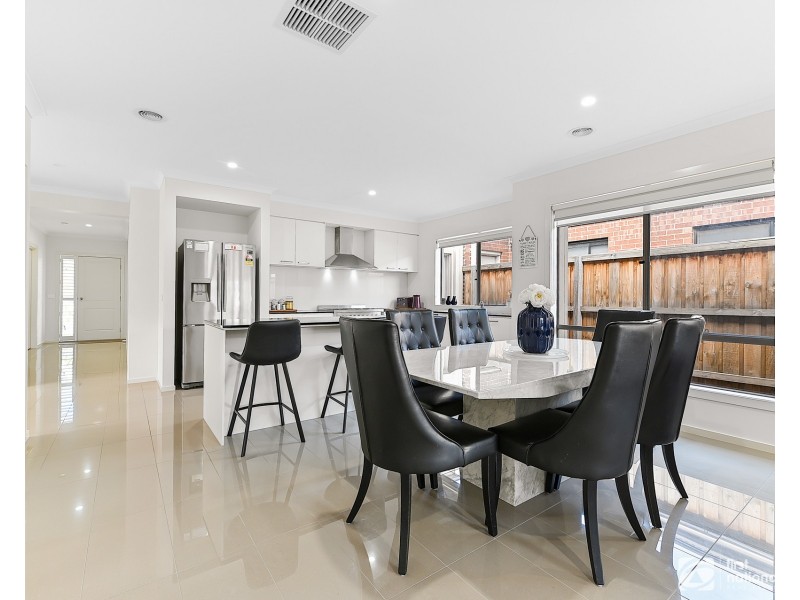 62 Kaduna Drive, Officer South VIC 3809