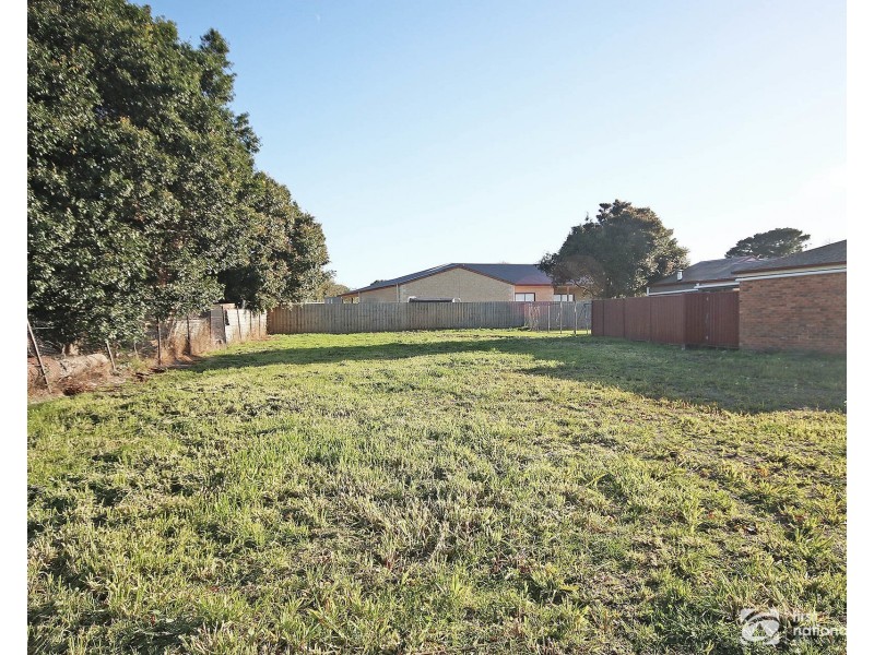 9 Junction Close, Junction Village VIC 3977