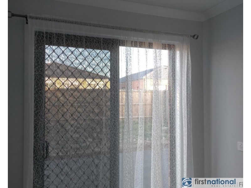 10 Mireland Street, Clyde VIC 3978