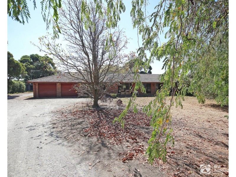 235 Manks Road, Clyde VIC 3978