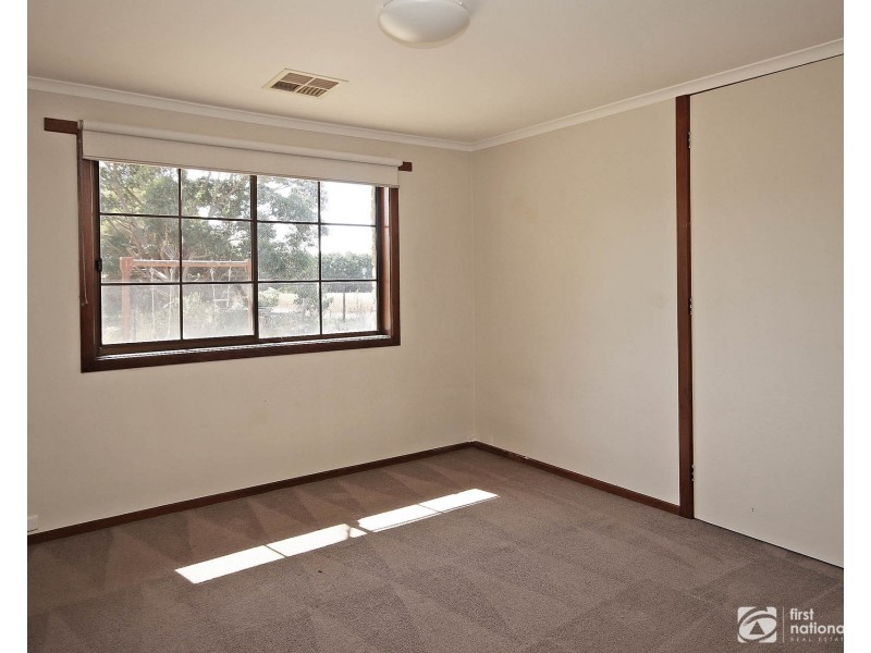235 Manks Road, Clyde VIC 3978
