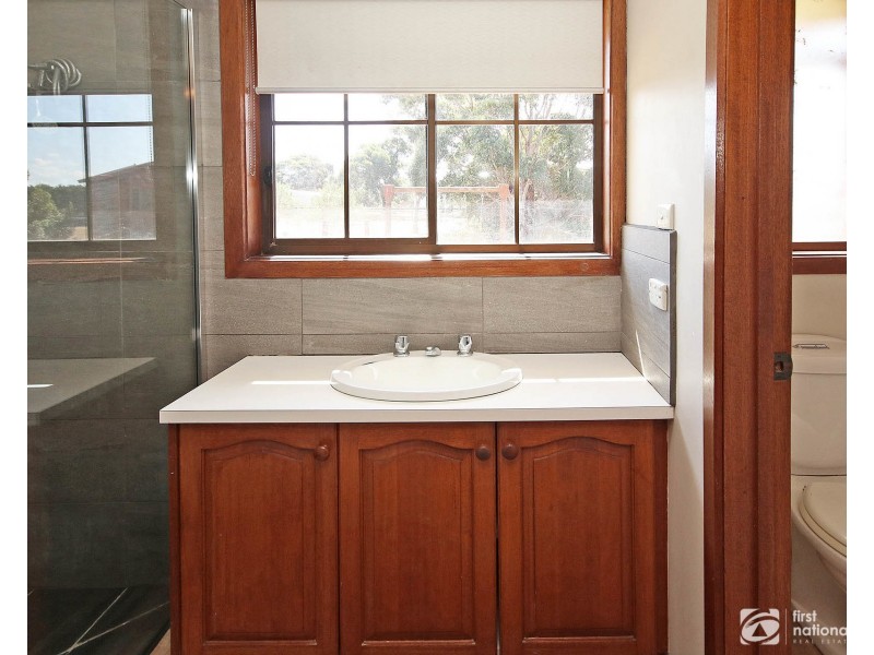 235 Manks Road, Clyde VIC 3978