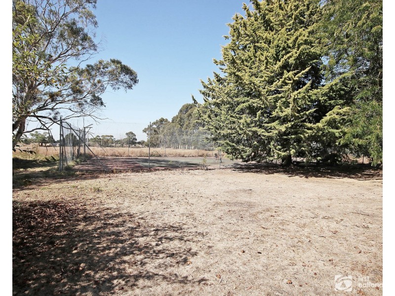 235 Manks Road, Clyde VIC 3978