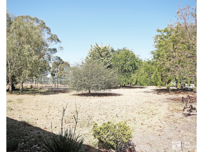 235 Manks Road, Clyde VIC 3978