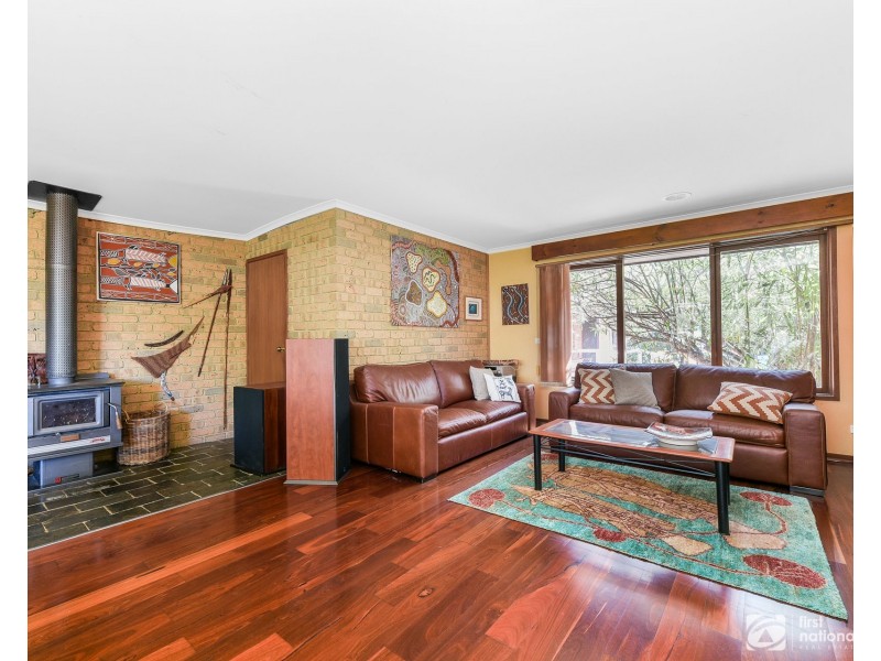 10 Facey Road, Devon Meadows VIC 3977