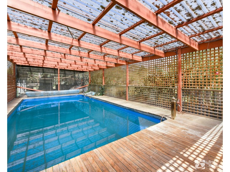 10 Facey Road, Devon Meadows VIC 3977