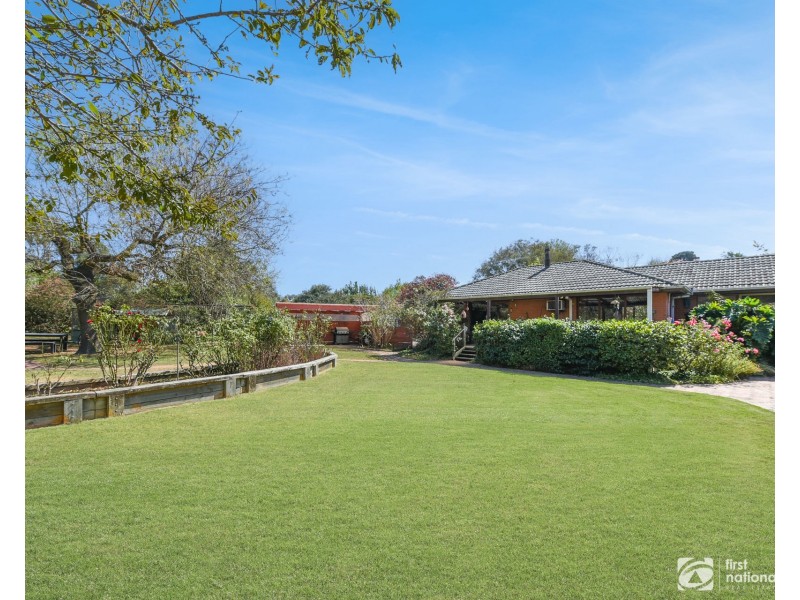 10 Facey Road, Devon Meadows VIC 3977