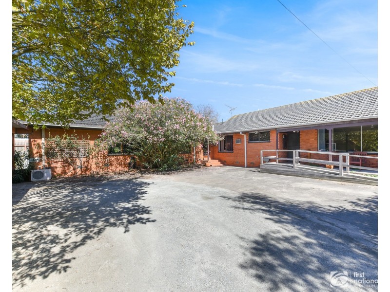 10 Facey Road, Devon Meadows VIC 3977